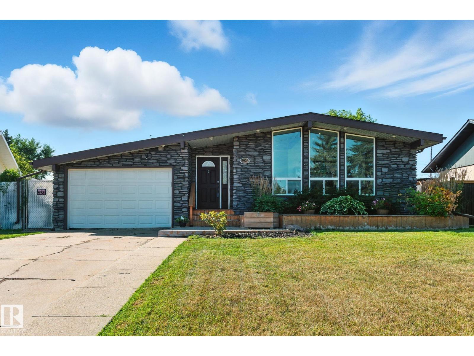 131 Av Nw Unit 7923 #a, Edmonton, AB T5C 2A2