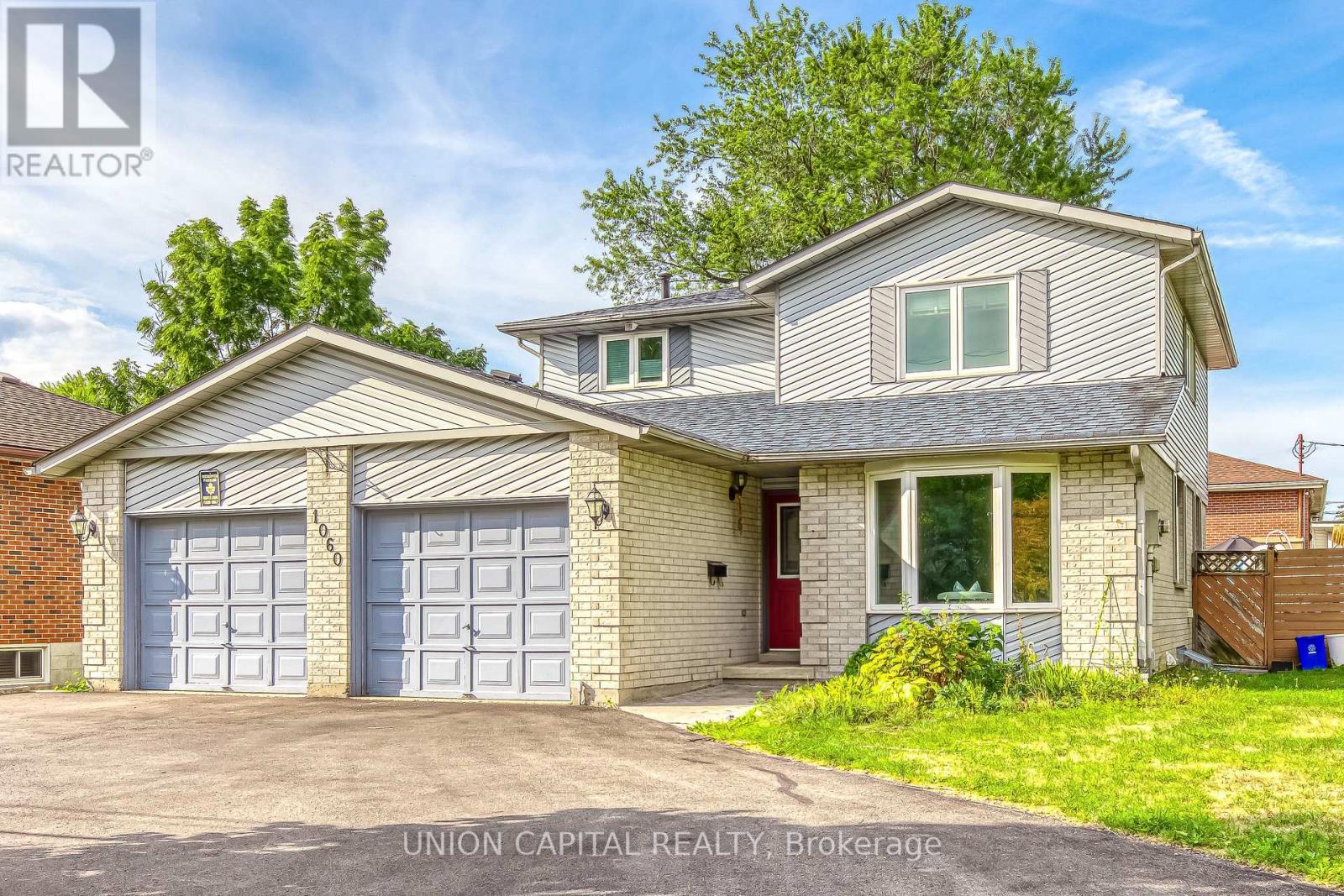 1060 Glendor Ave, Burlington, ON L7R 3V4