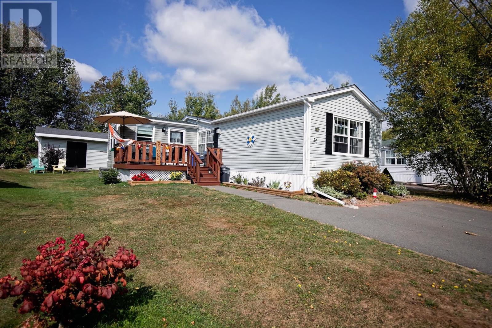 50 Pinehurst St, Amherst, NS B4H 4X4