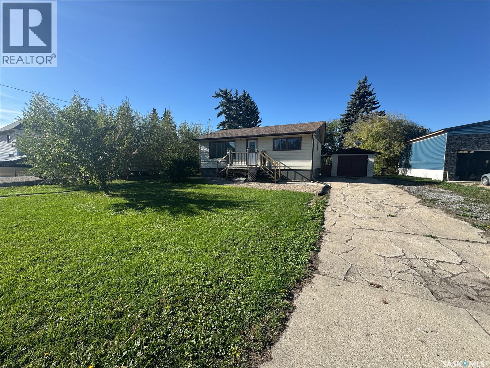 806 Houghton St, Indian Head, SK S0G 2K0