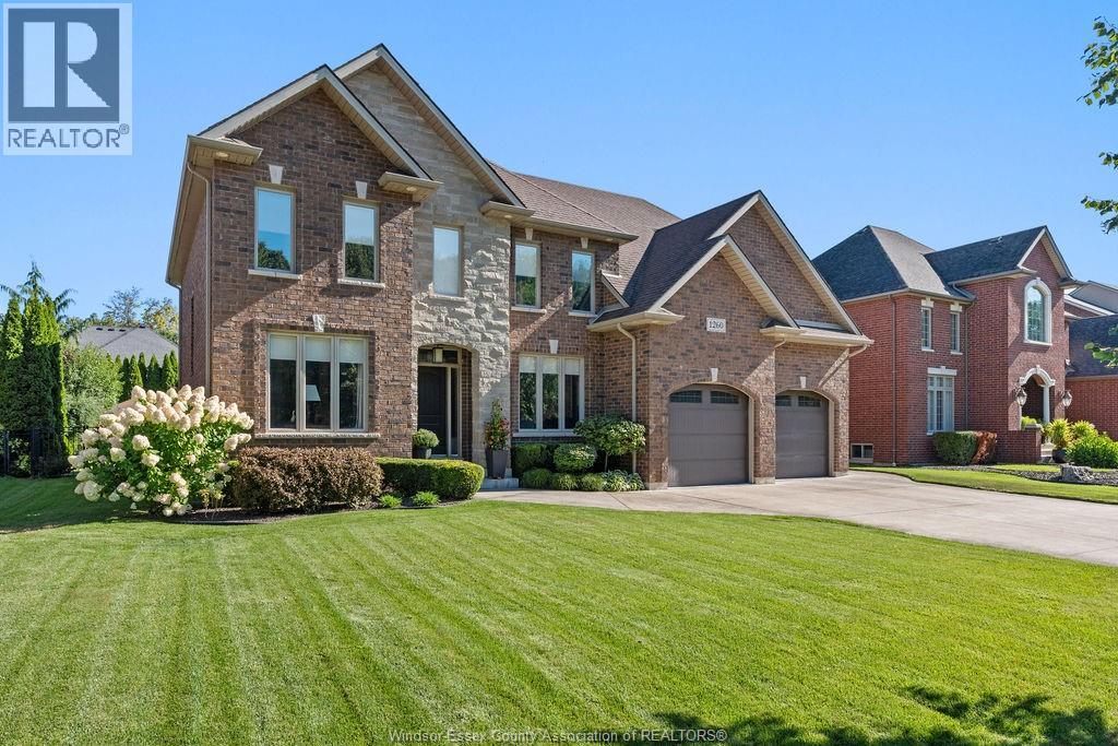 1260 Lyoness Ct, Lasalle, ON N9J 3Y6