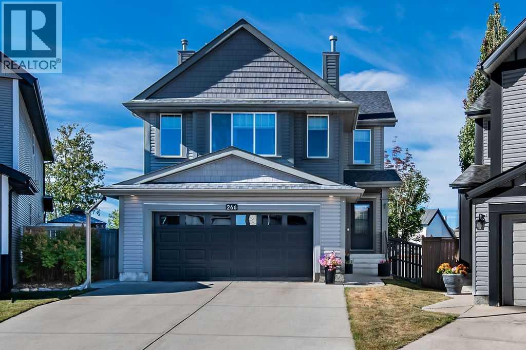 266 Copperfield Mews SE, Calgary, AB T2Z 4L4