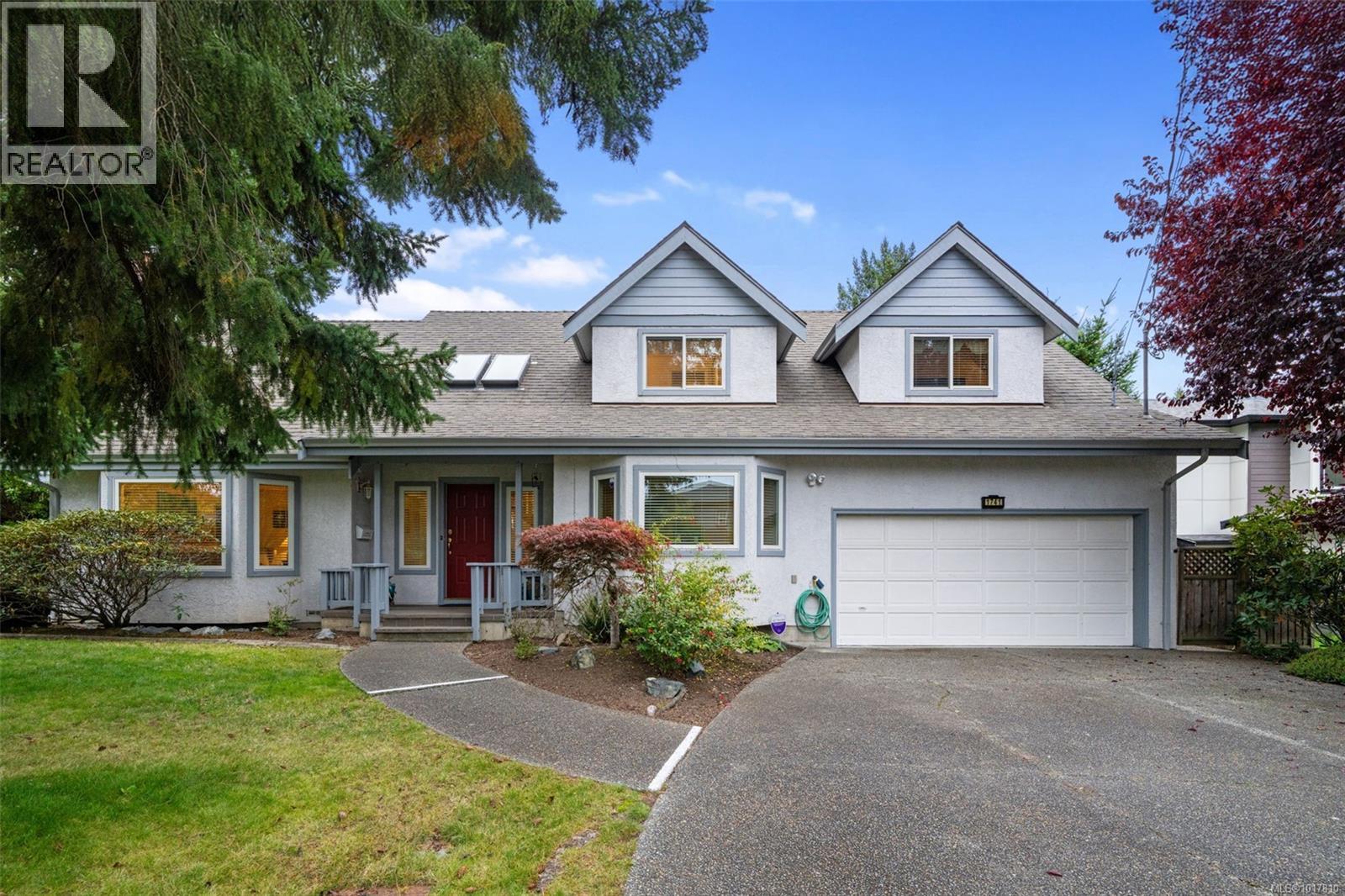 1741 Barrie Rd, Saanich, BC V8N 2W4