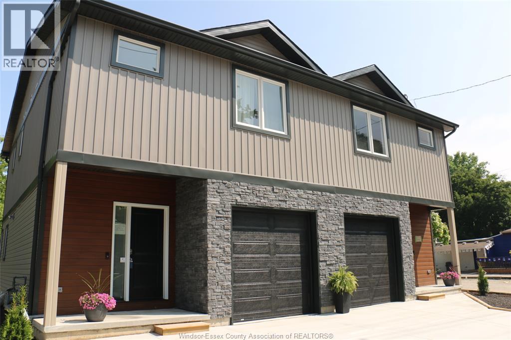 105 King St, Chatham-Kent, ON N7M 3N1