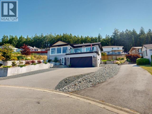 3784 Trail Pl, Powell River, BC V8A 5L3