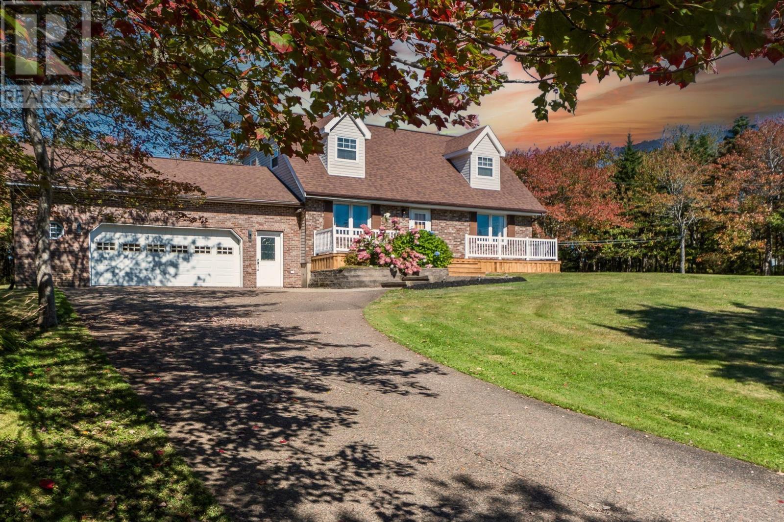 47 Mercury Ave, Harrietsfield, NS B3V 1A9