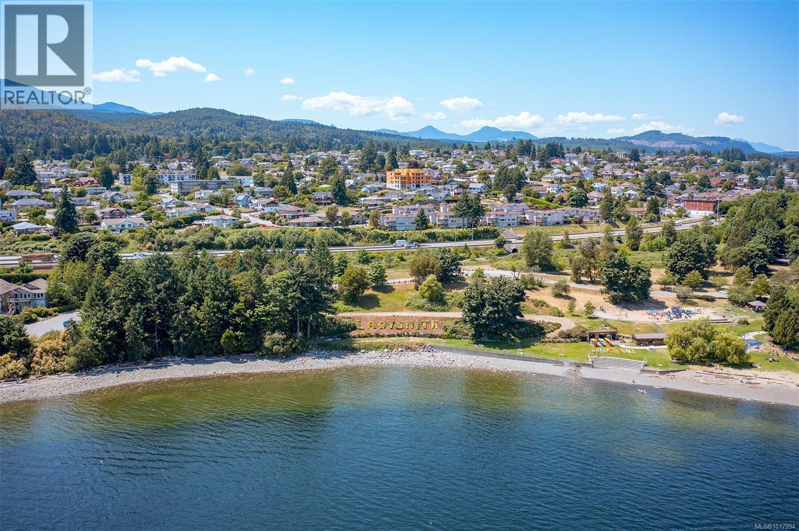 100 Gifford Rd Unit 44 Rd, Ladysmith, BC V9G 1A1