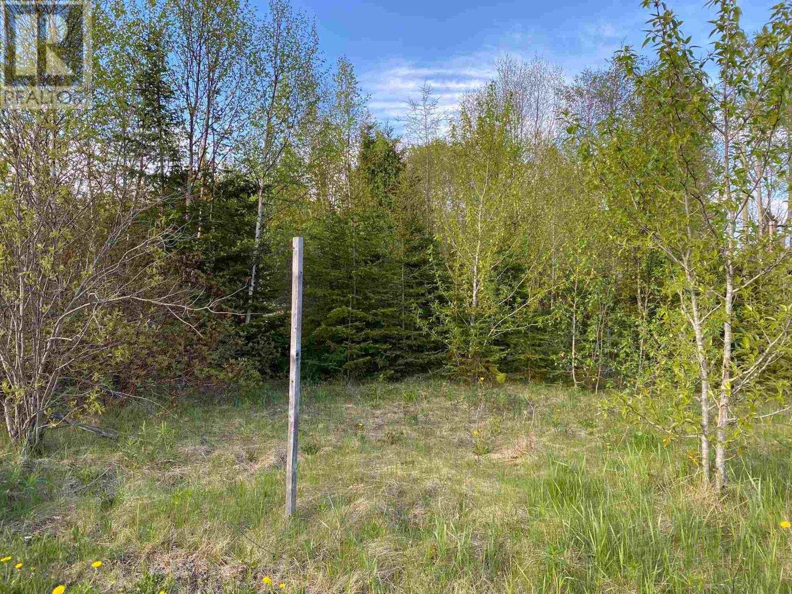 54 Parkway Pl, Terrace Bay, ON P0T 2W0