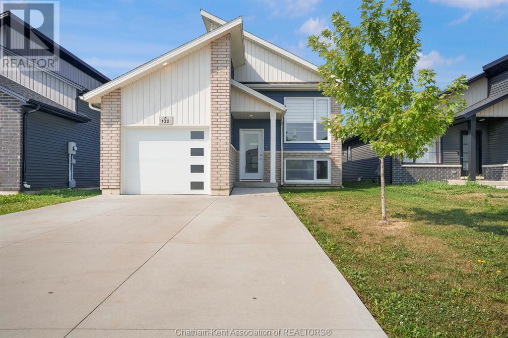 132 Arrowhead Ln, Chatham, ON N7M 0T2