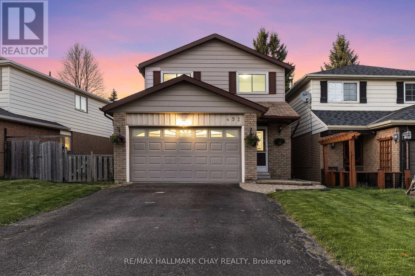 492 Britannia Ave, Bradford West Gwillimbury, ON L3Z 1A7