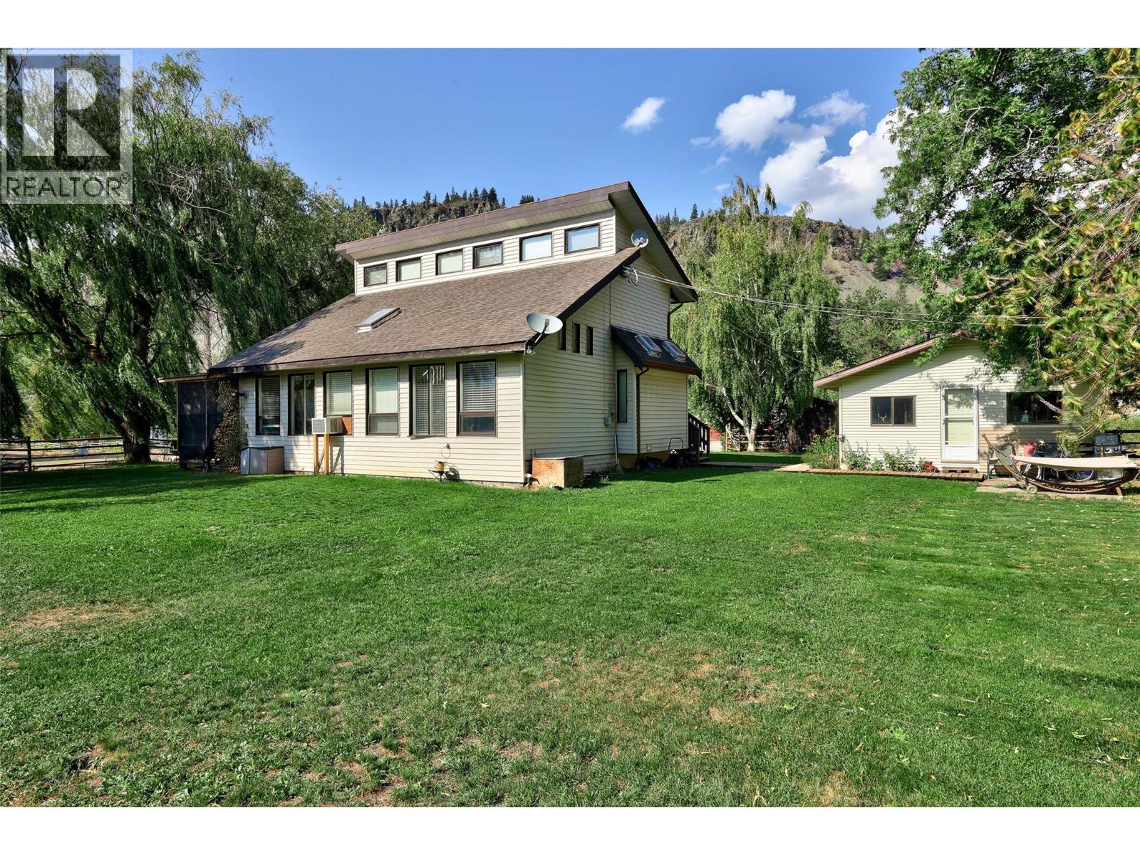 1815 Nicolls Rd, Merritt, BC V1K 1N7