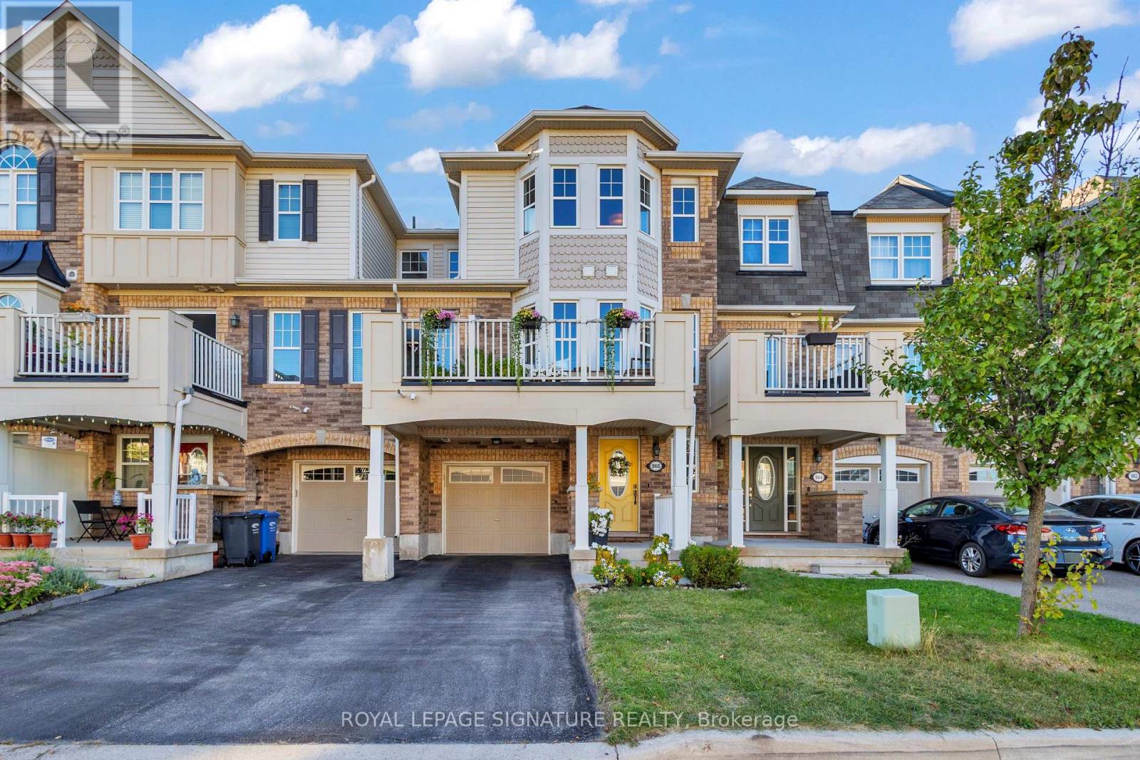 966 Nadalin Hts, Milton, ON L9T 8R5