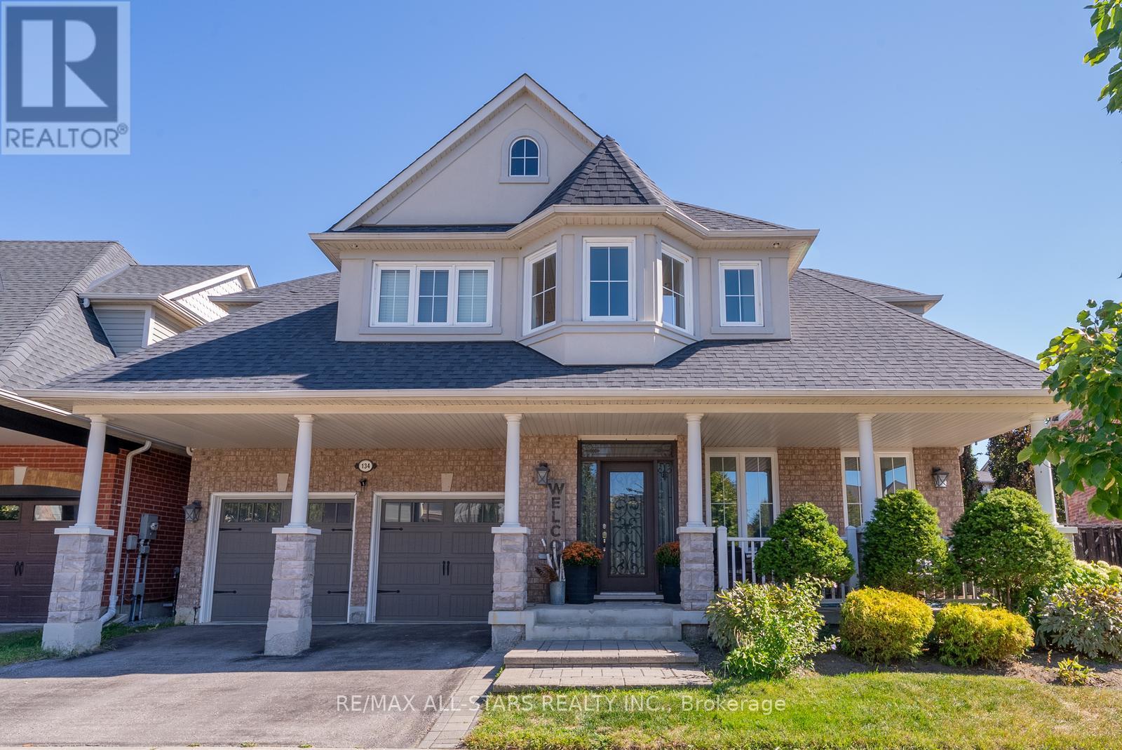 134 Stephensbrook Cir, Whitchurch-Stouffville, ON L4A 0G4