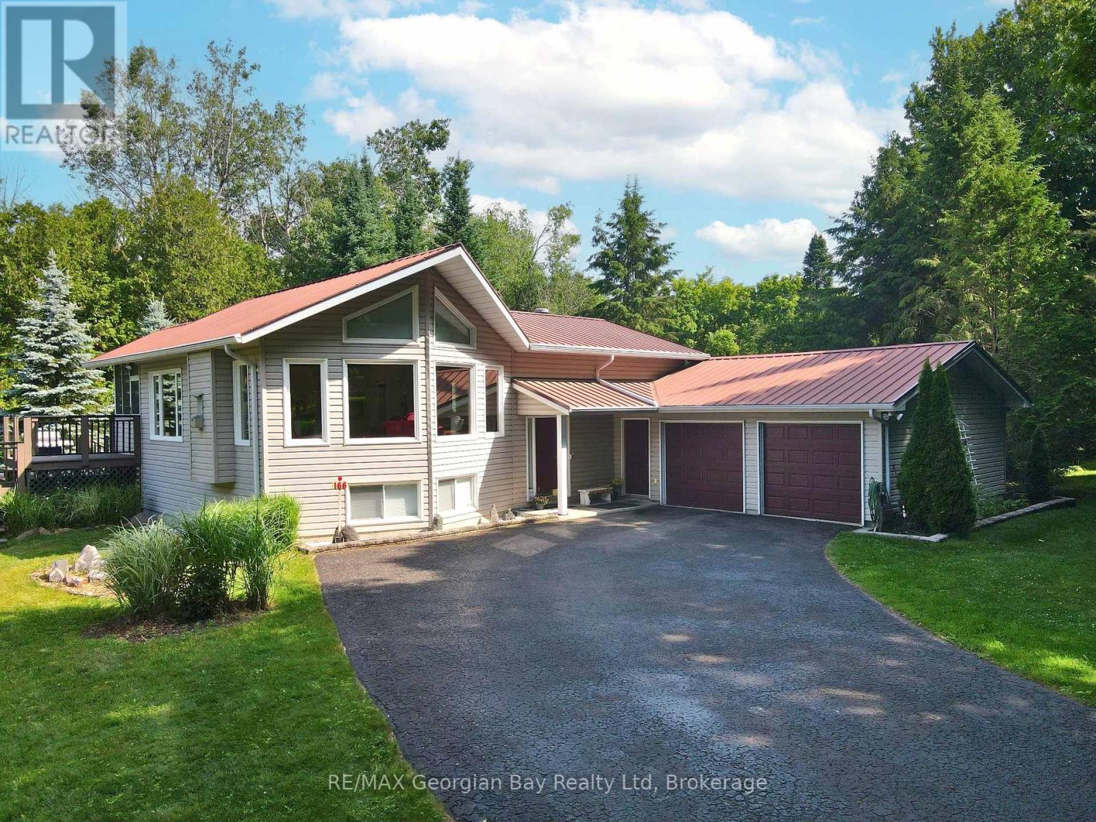 166 Albin Rd, Tay, ON L0K 2C0