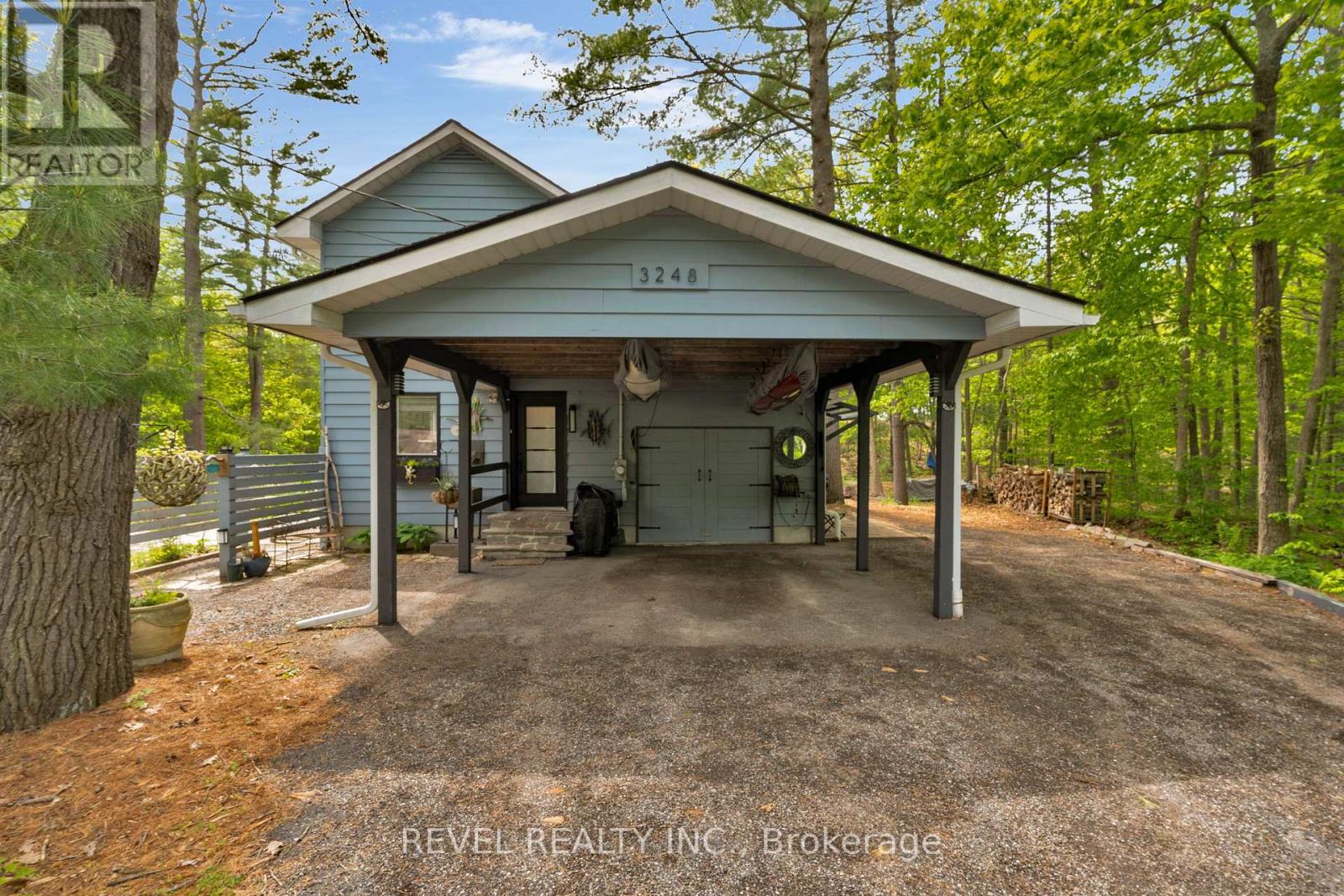 3248 Muskoka St, Severn, ON L0K 2B0