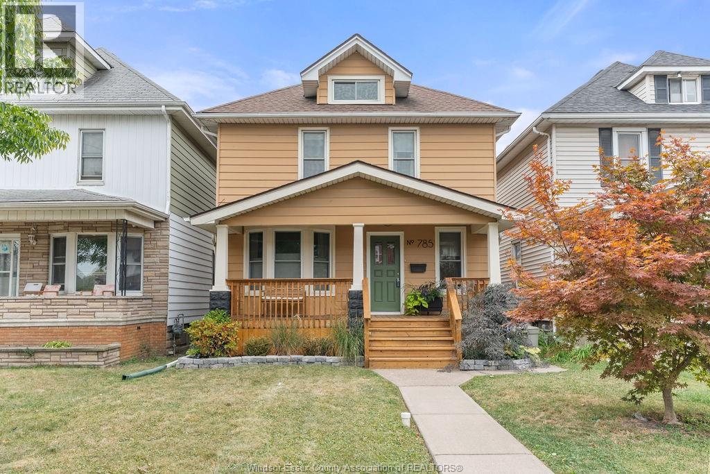 785 Moy Ave, Windsor, ON N9A 2N5