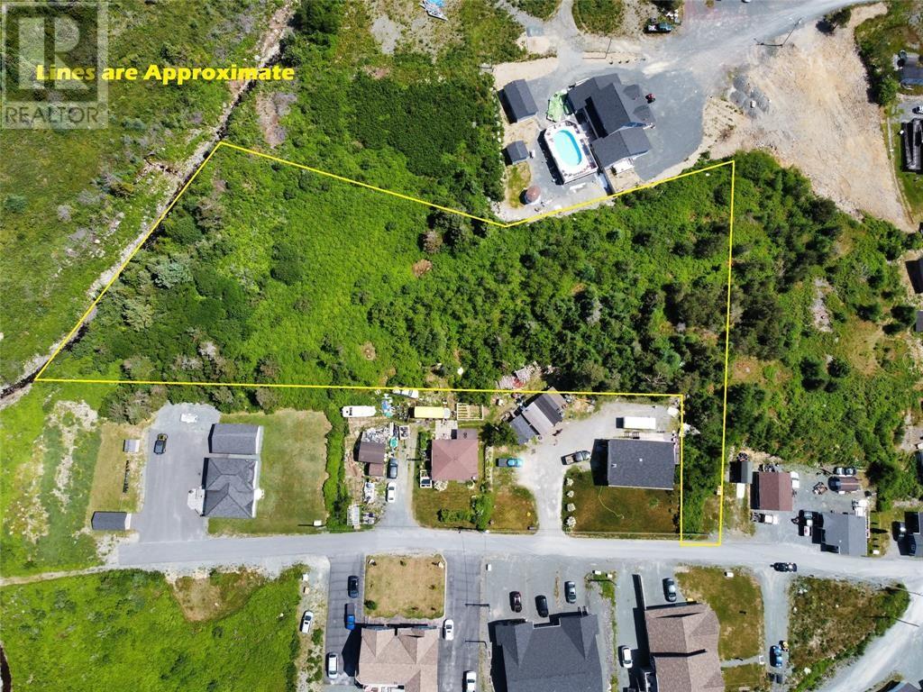 28 Badcock Rd #a, Bay Roberts, NL A0A 3V0
