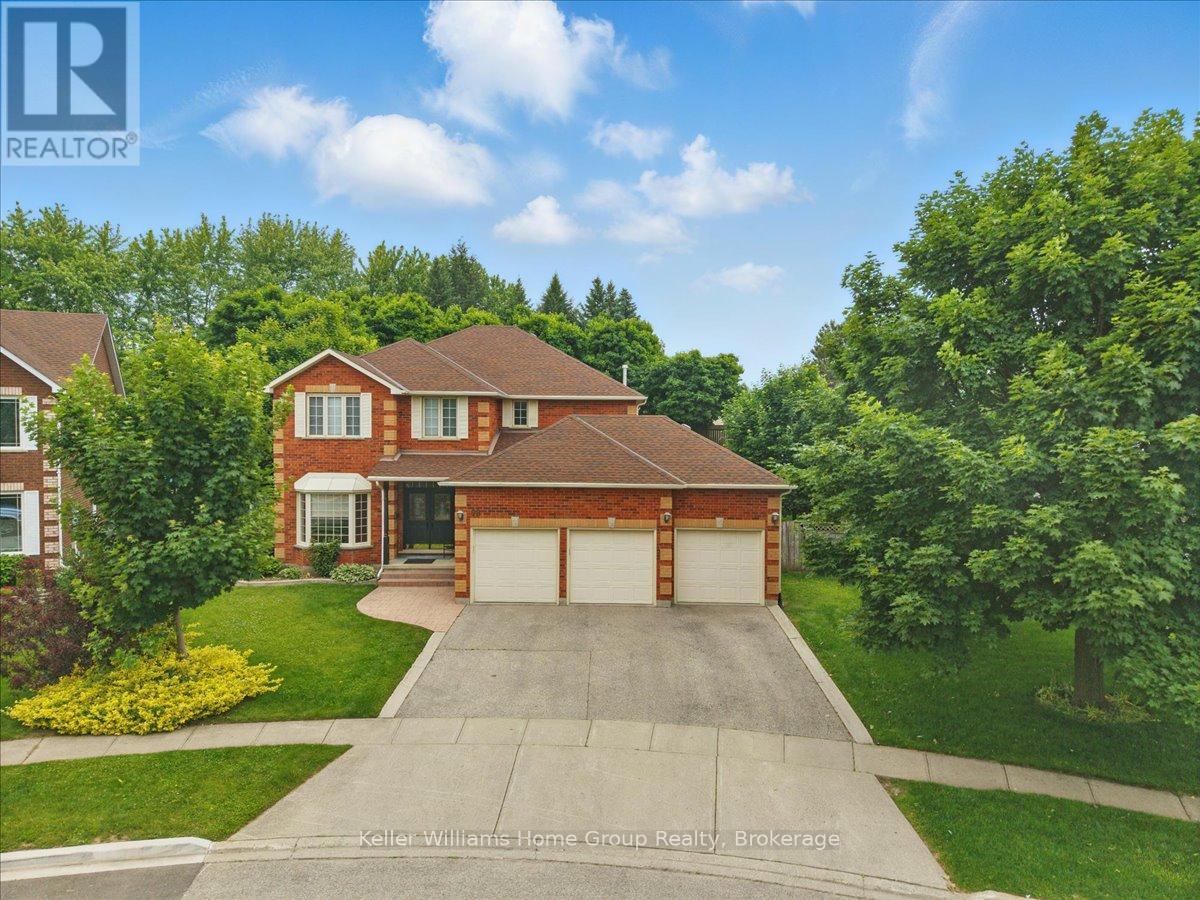 98 Hume Dr, Cambridge, ON N1T 1N3