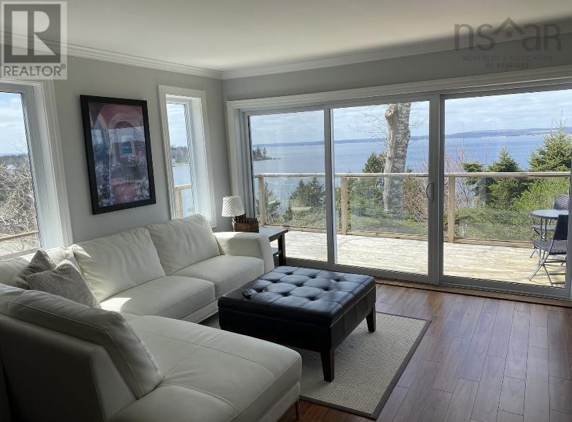 11635 Peggys Cove Rd, Seabright, NS B3Z 2Y1