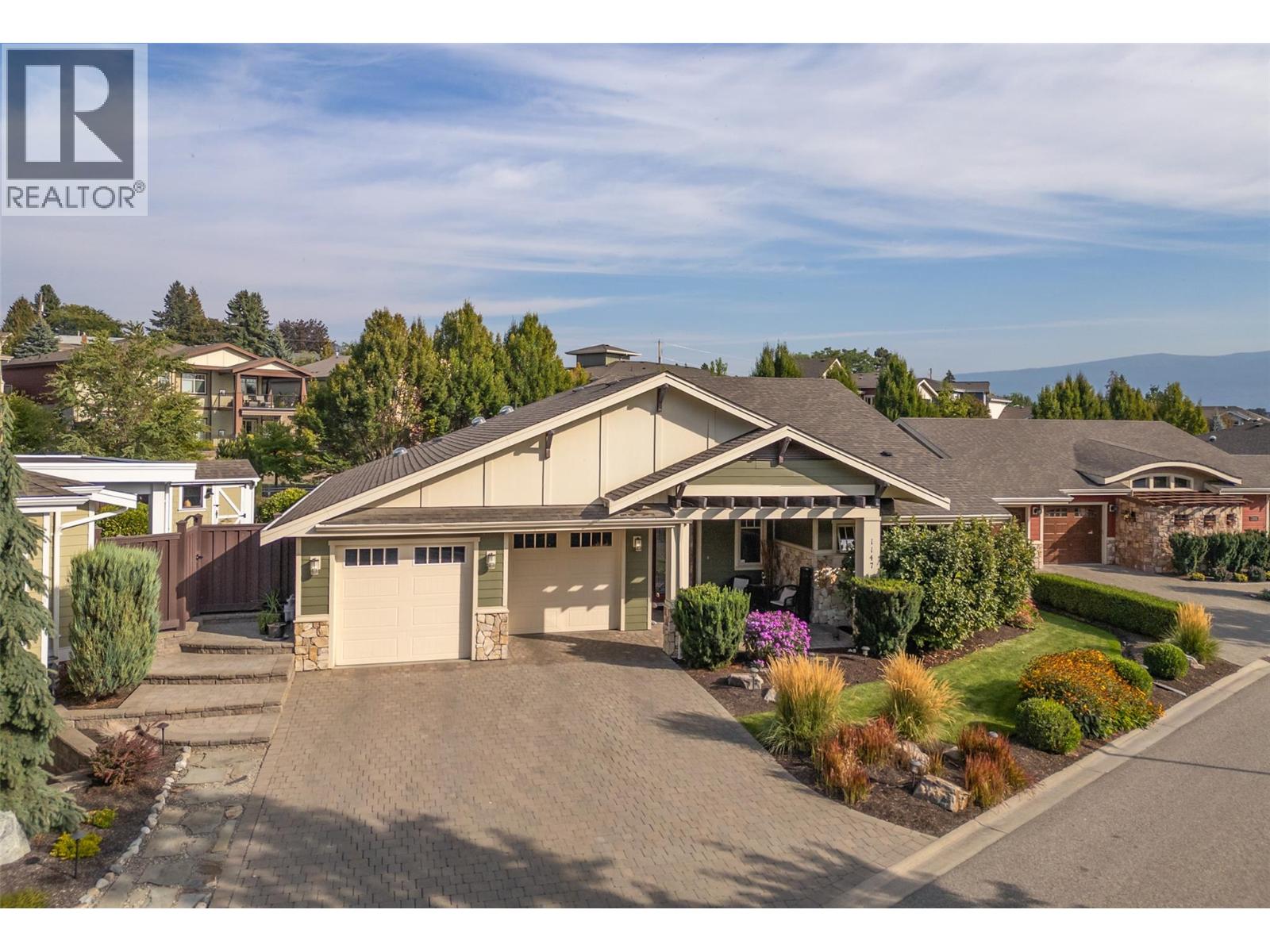 1147 Glenview Ct, Kelowna, BC V1Y 0A7