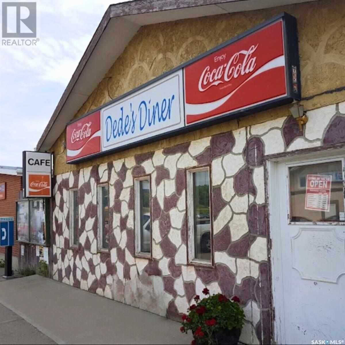 204 Main St, Turtleford, SK S0M 2Y0