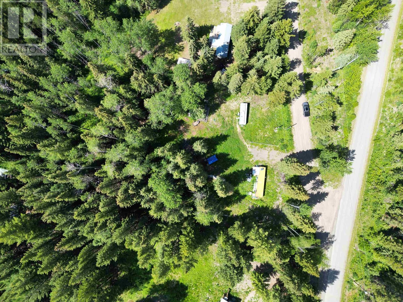 5545 Northwood Rd, Lac La Hache, BC V0K 1T0
