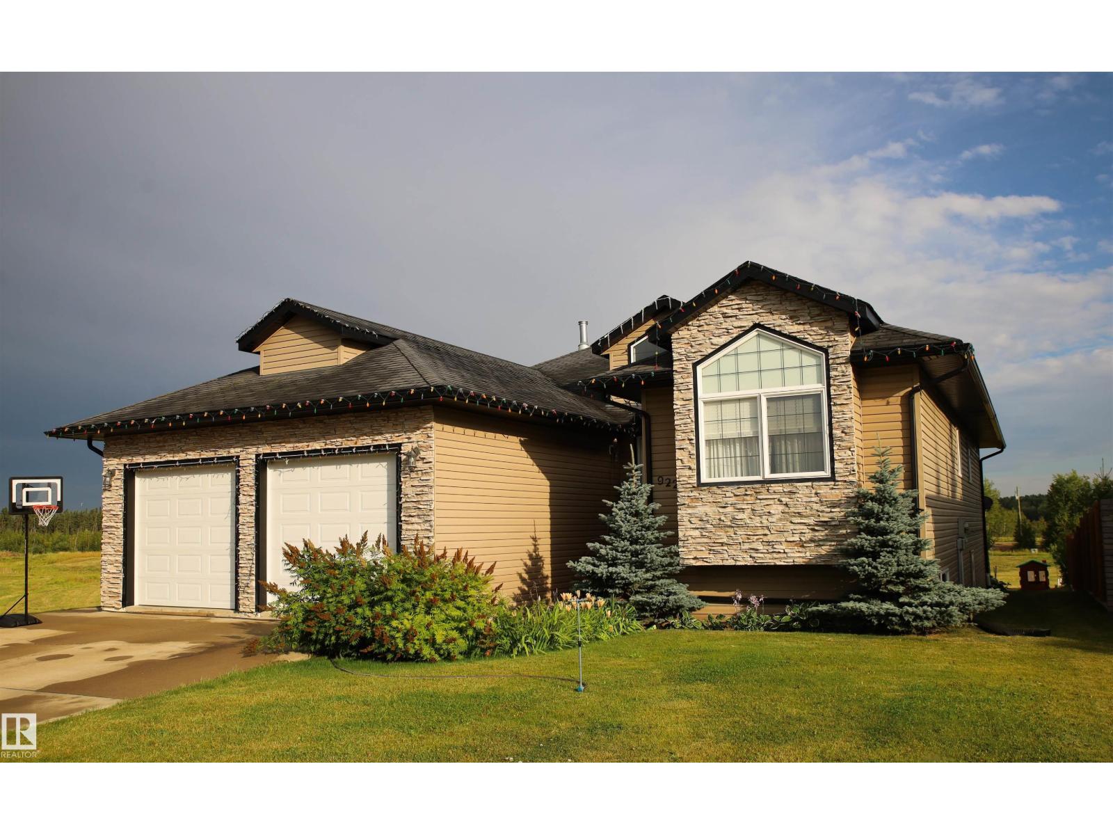 91 Avenue Unit 9221, Lac La Biche, AB T0A 2C0