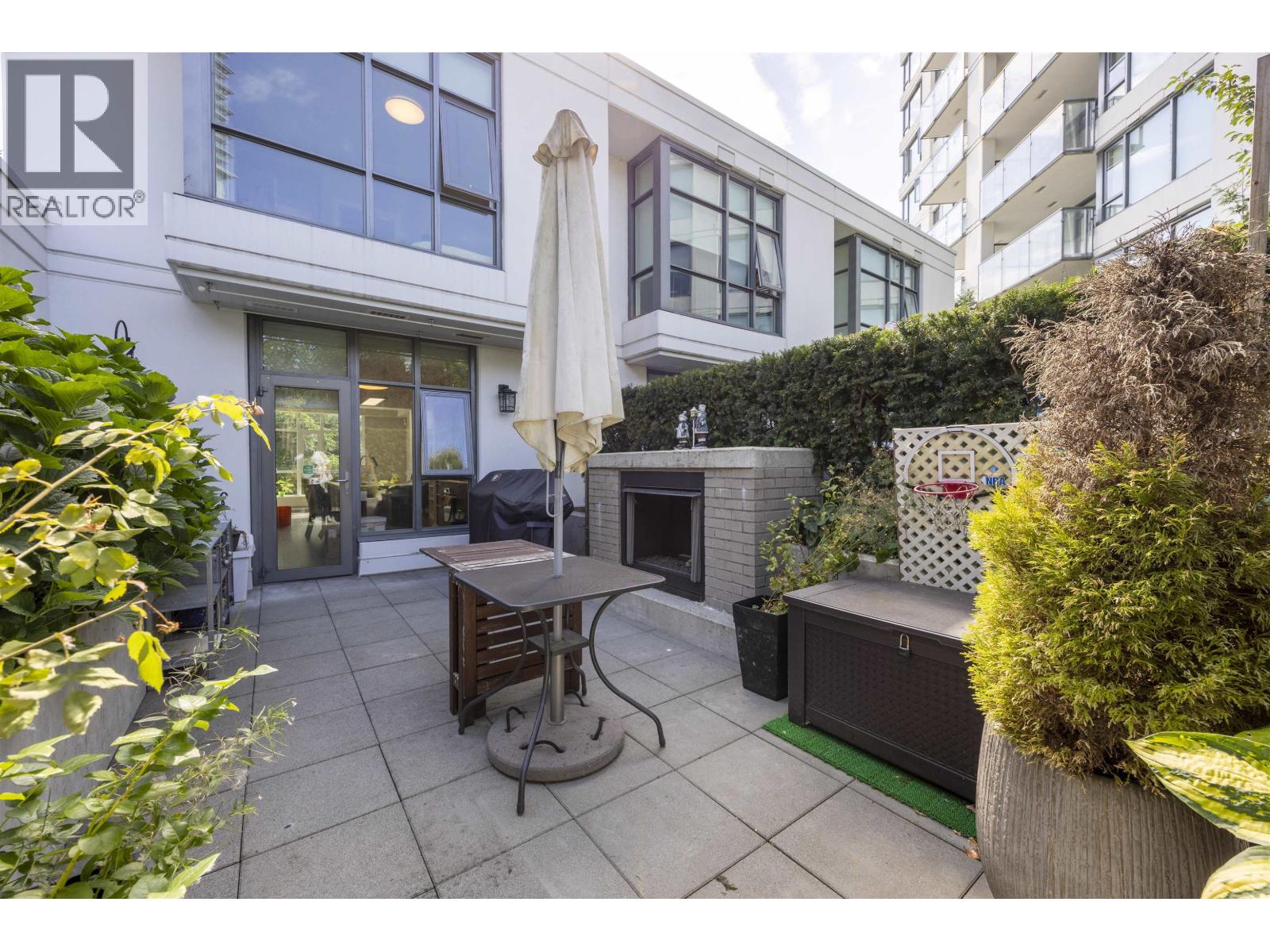 578 Emerson Street Unit 103, Coquitlam, BC V3J 0G4