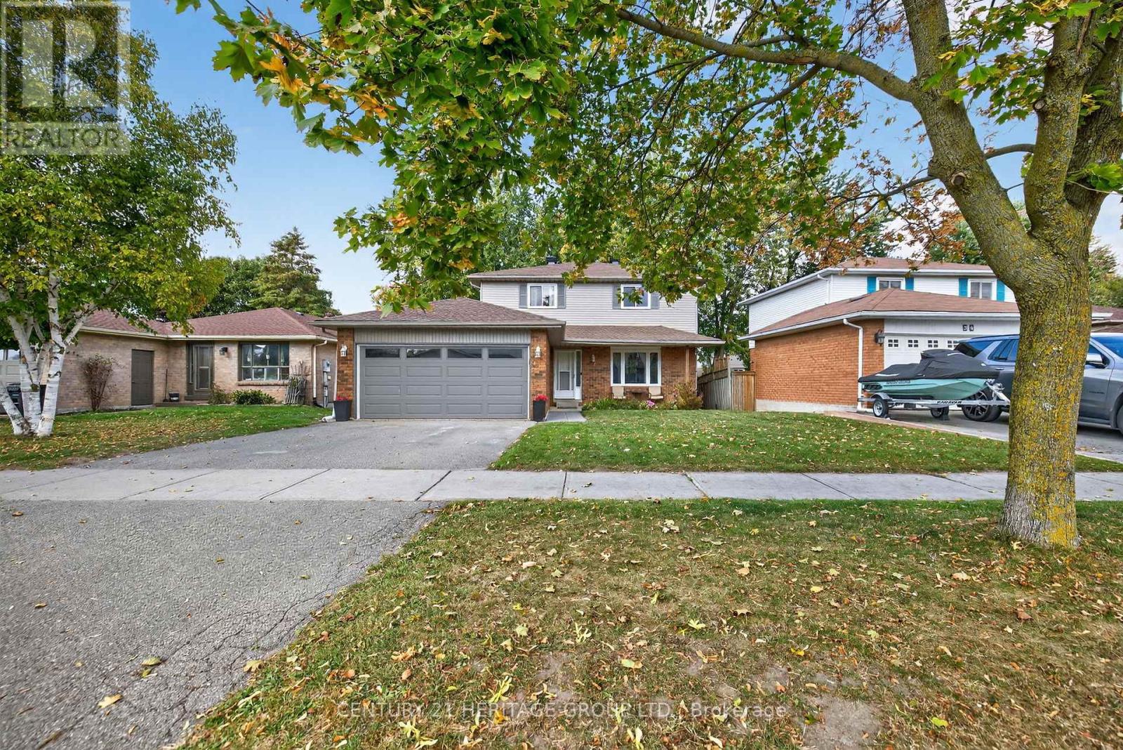 32 Northgate Dr, Bradford West Gwillimbury Bradford, ON L3Z 2H5