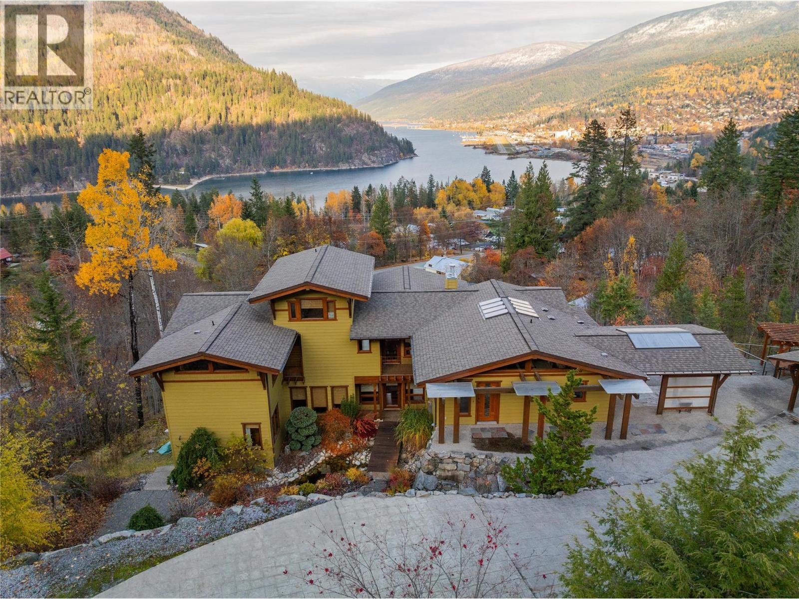 1630 Knox Rd, Nelson, BC V1L 6Y6