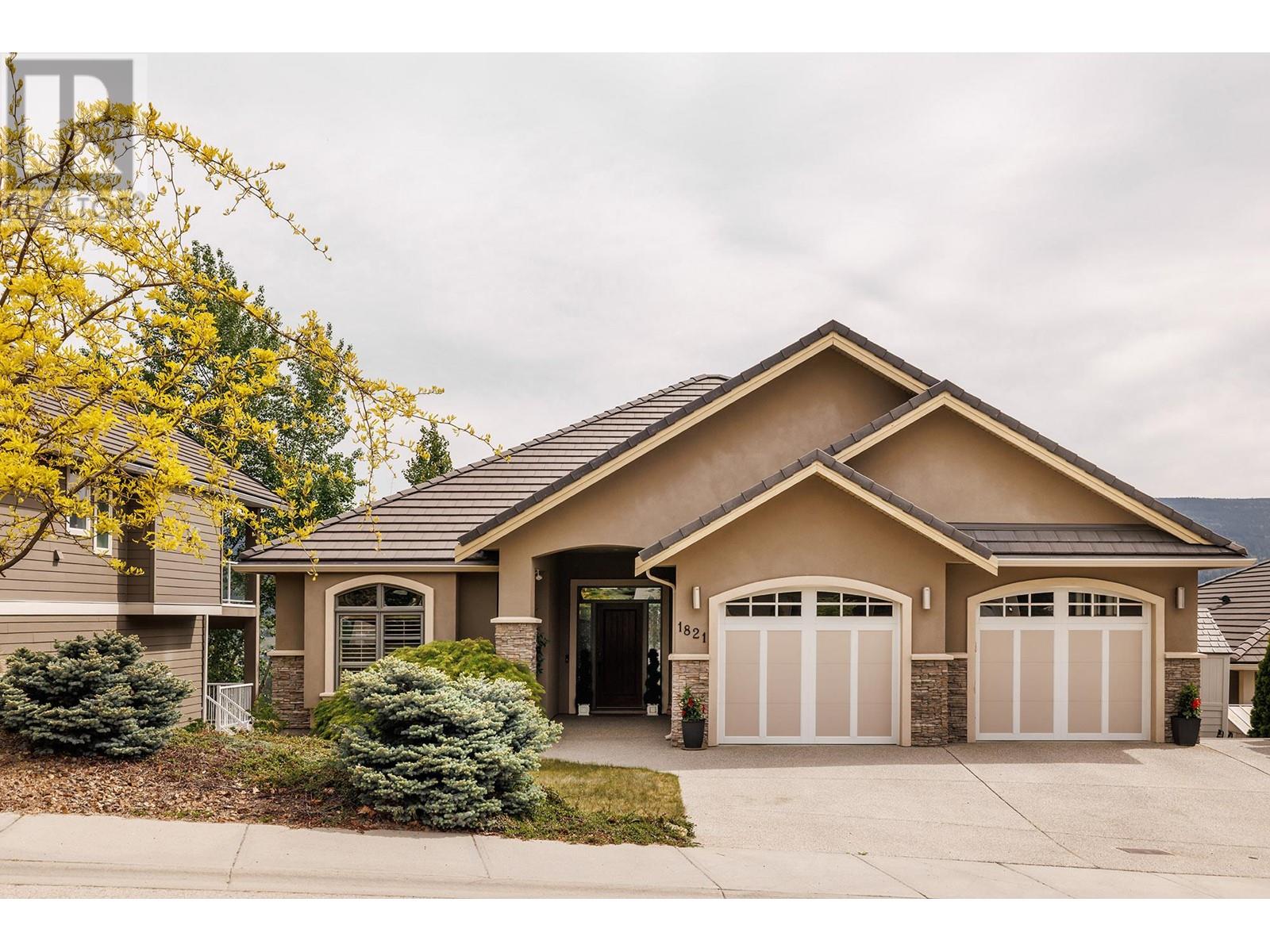 1821 Capistrano Dr, Kelowna, BC V1V 2Z3