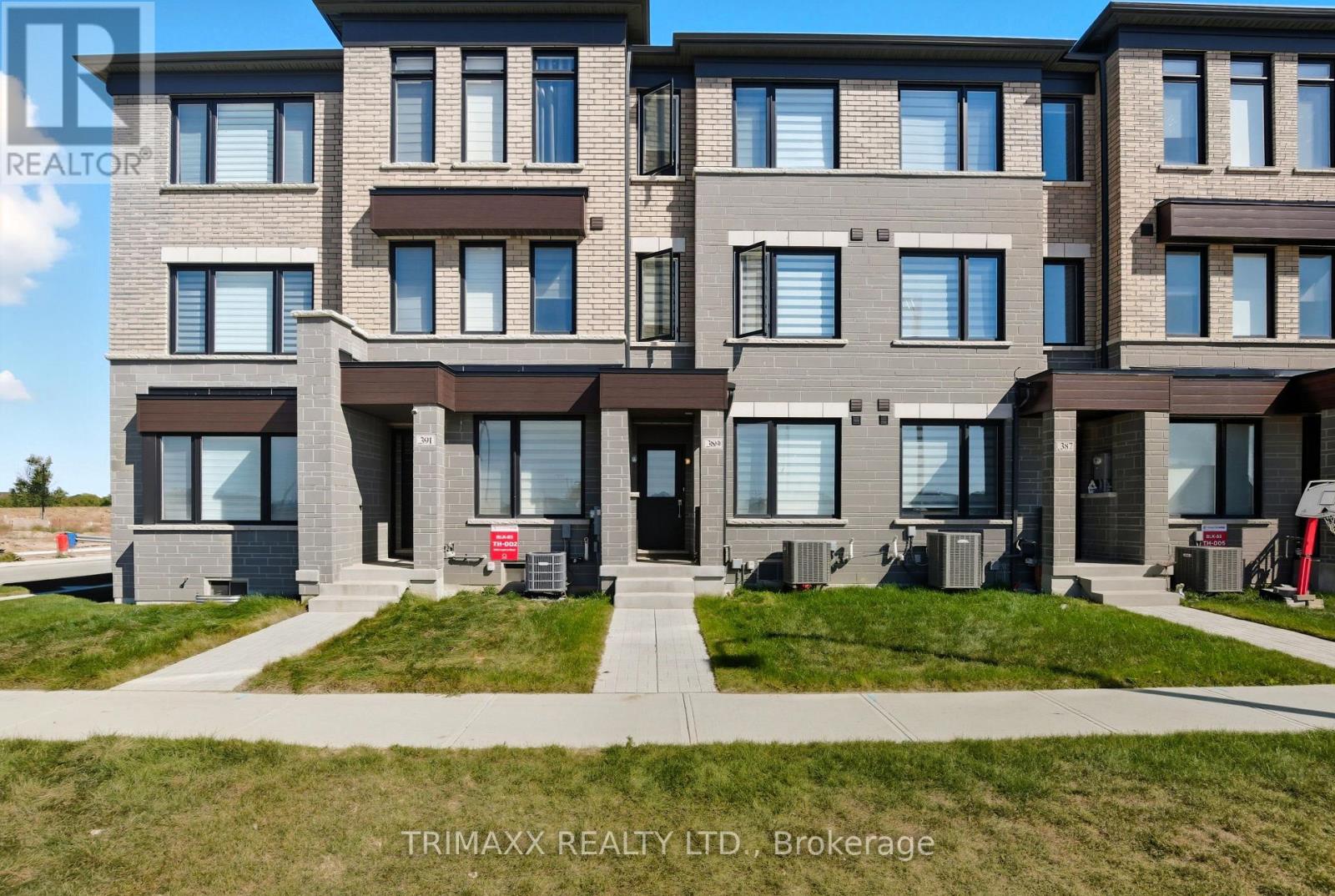 389 Inspire Blvd, Brampton Sandringham-wellington North, ON L6R 4E4