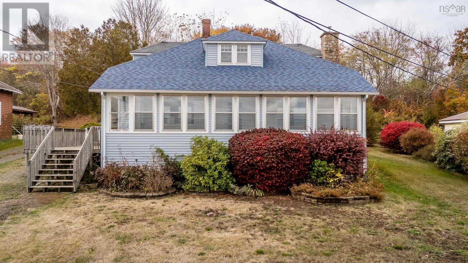 9 Shore Rd, Digby, NS B0V 1A0
