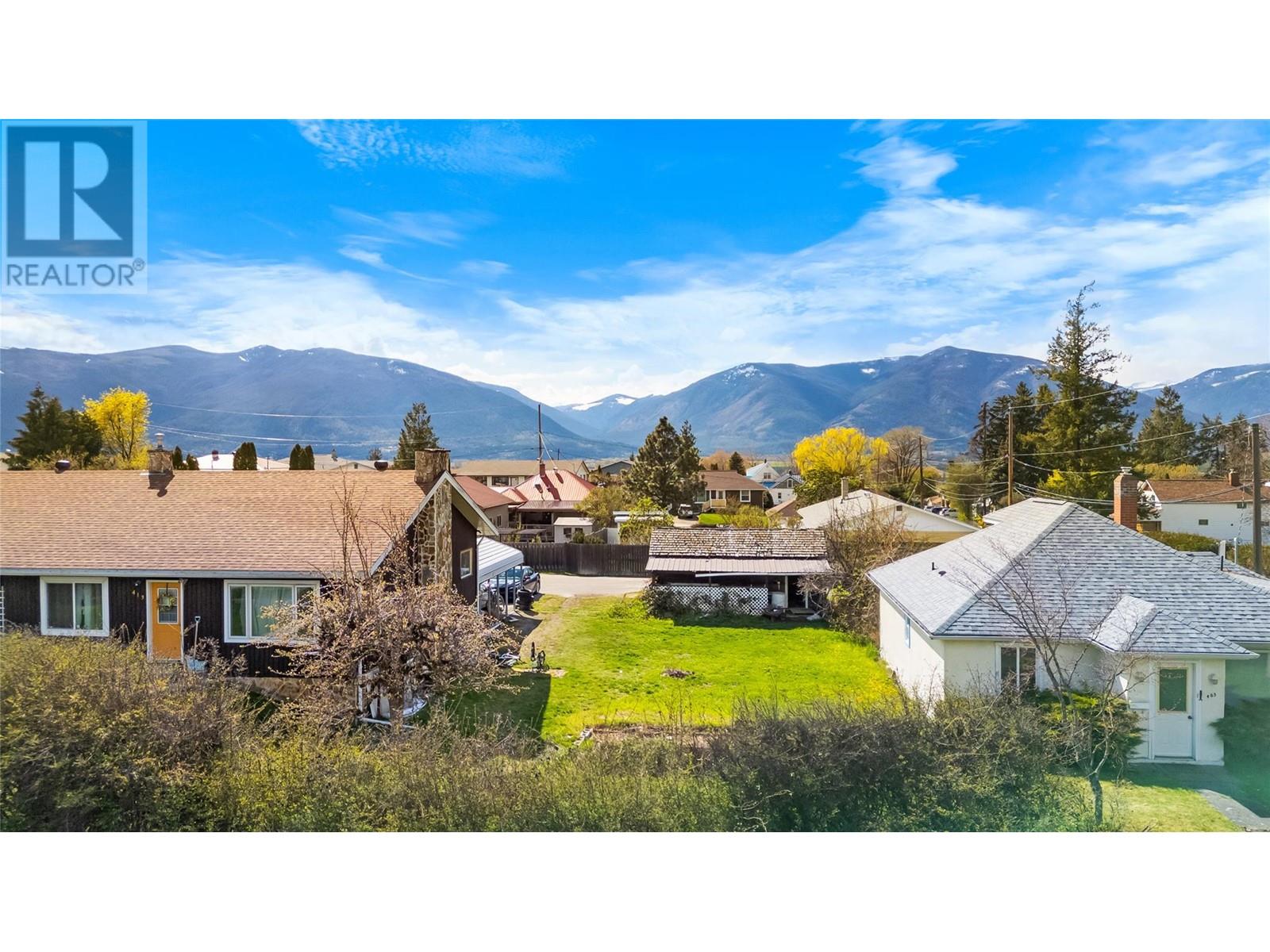 Lot A 11th Avenue S, Creston, BC V0B 1G3