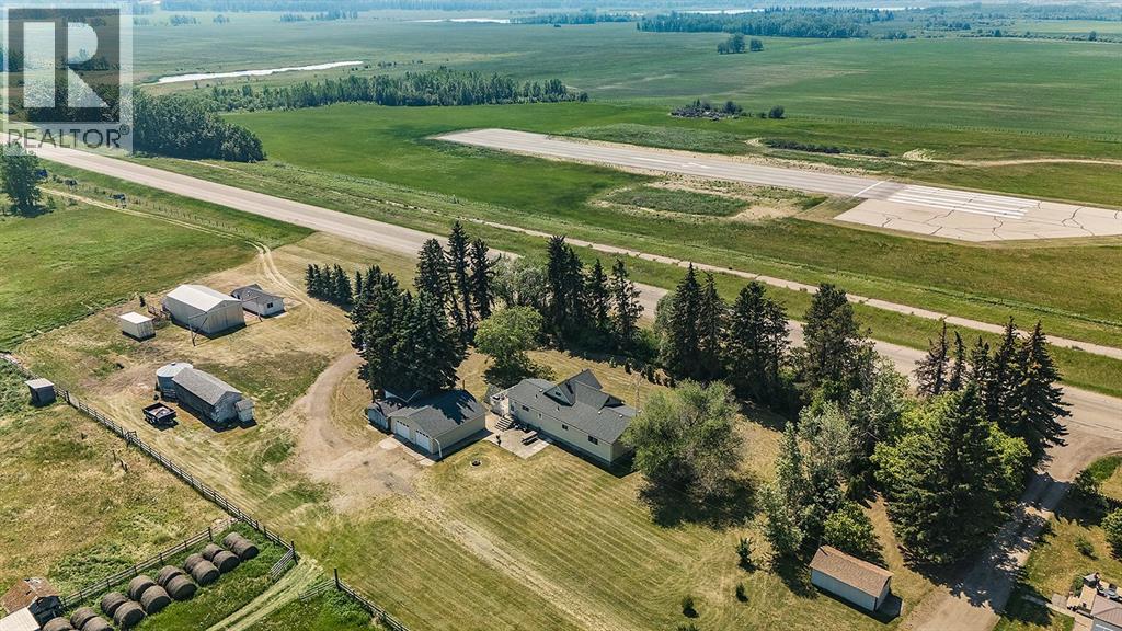 424055 Hwy 2a, Rural Ponoka County, AB T0C 0Y0