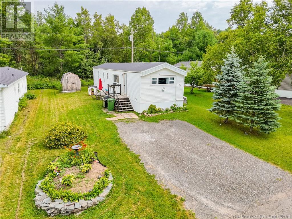 180 Hedgeview Dr, Fredericton, NB E3B 6S4