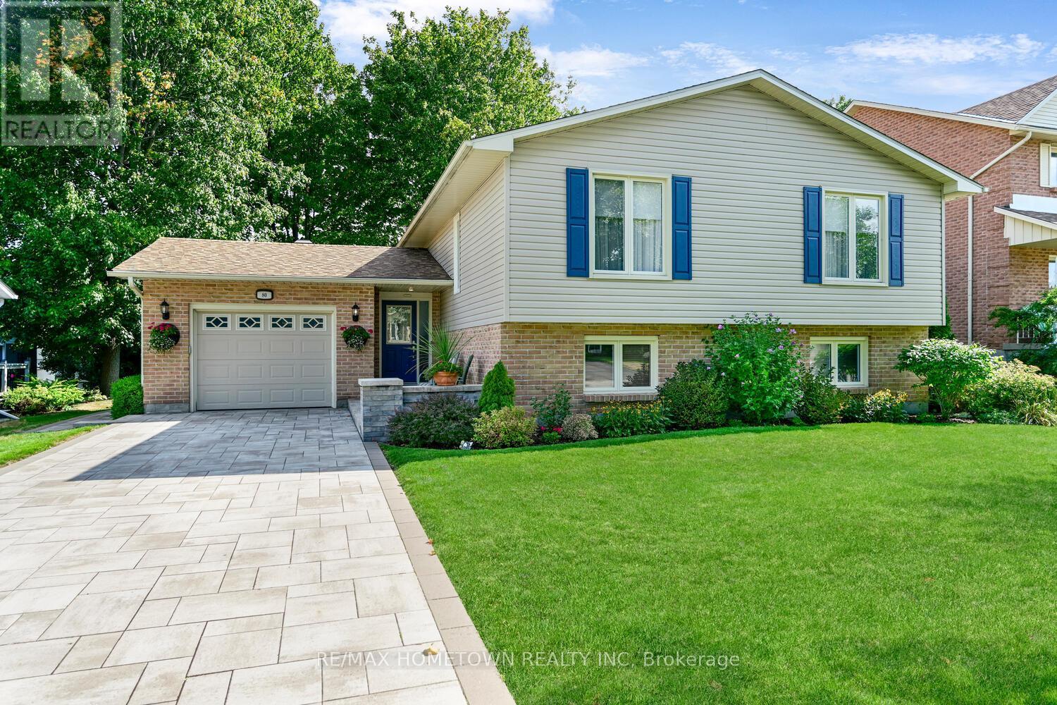 80 Cambridge Cres, Brockville, ON K6V 6L8