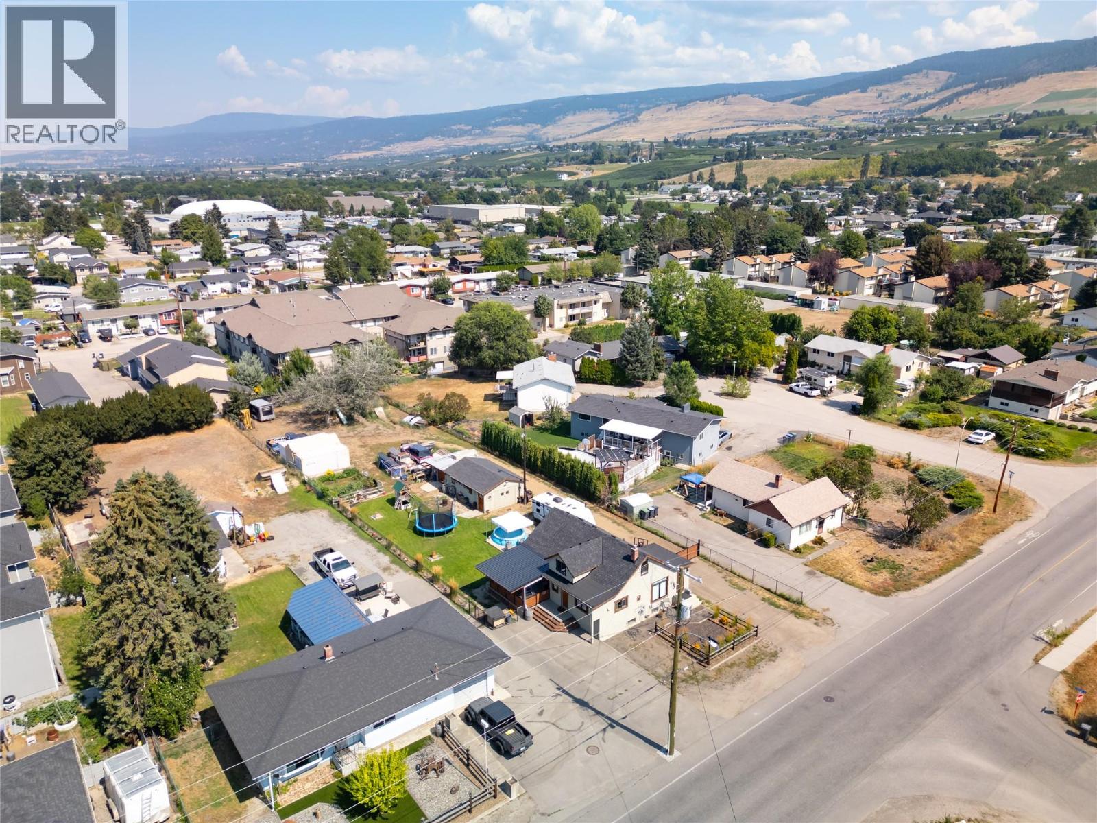 170 Mugford Rd, Kelowna, BC V1X 2E2