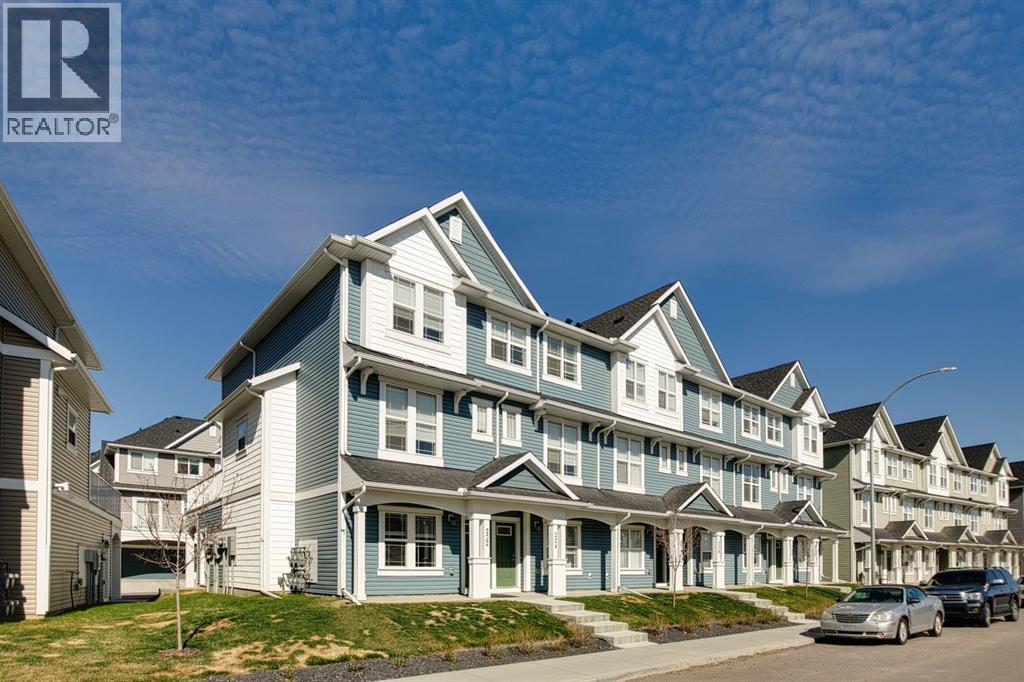 230 Copperleaf Way SE, Calgary, AB T2Z 5G2