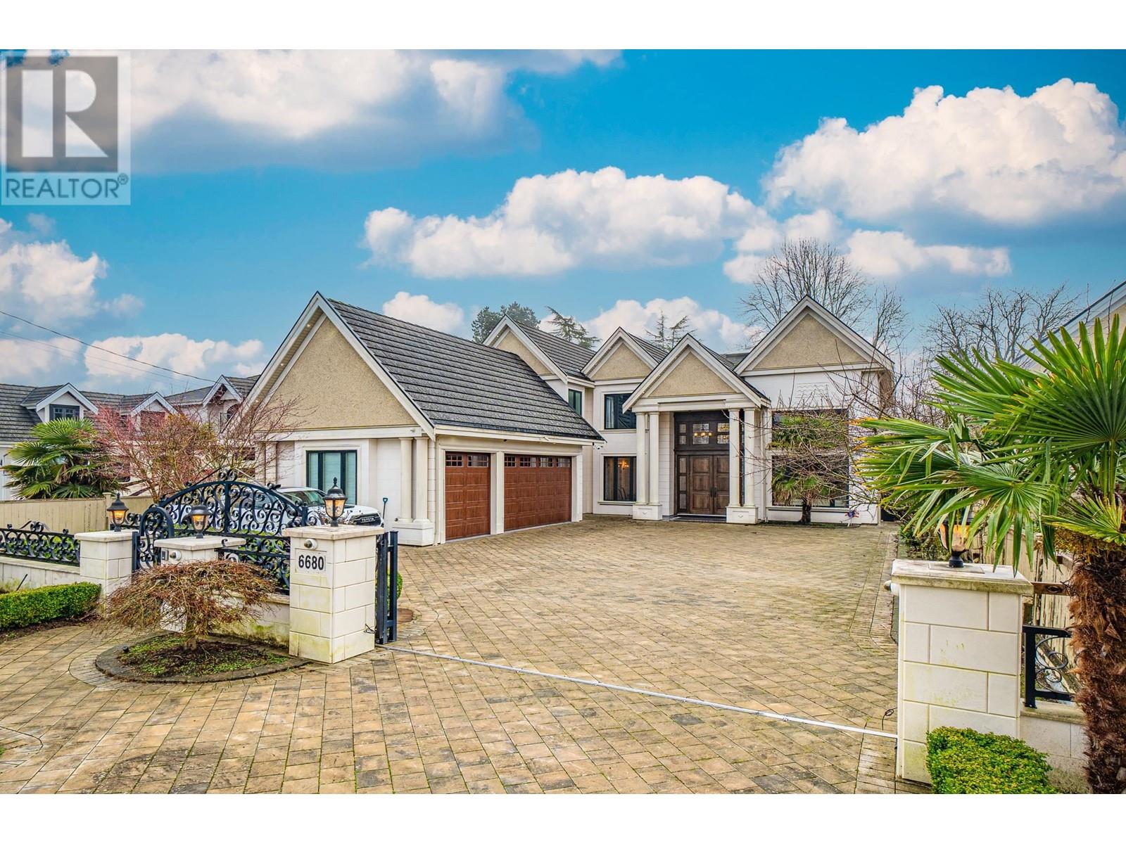6680 Maple Rd, Richmond, BC V7E 1G5