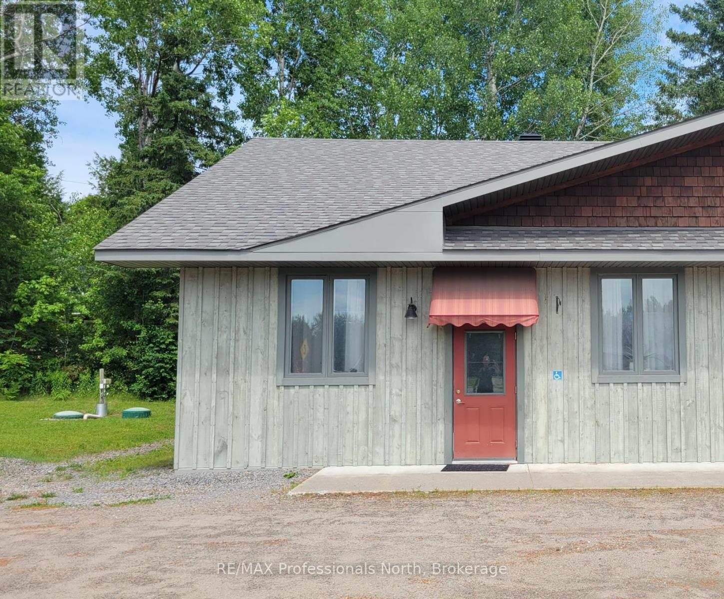 60 Ontario Street #c, Burk's Falls, ON P0A 1C0
