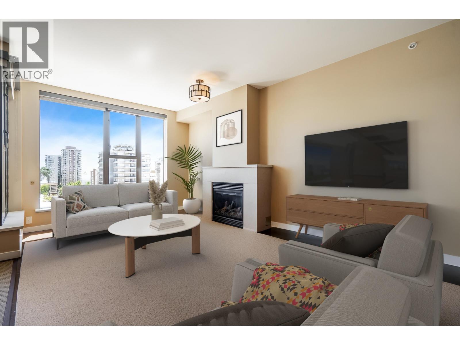 683 West Victoria Park #ph3, North Vancouver, BC V7M 0A2