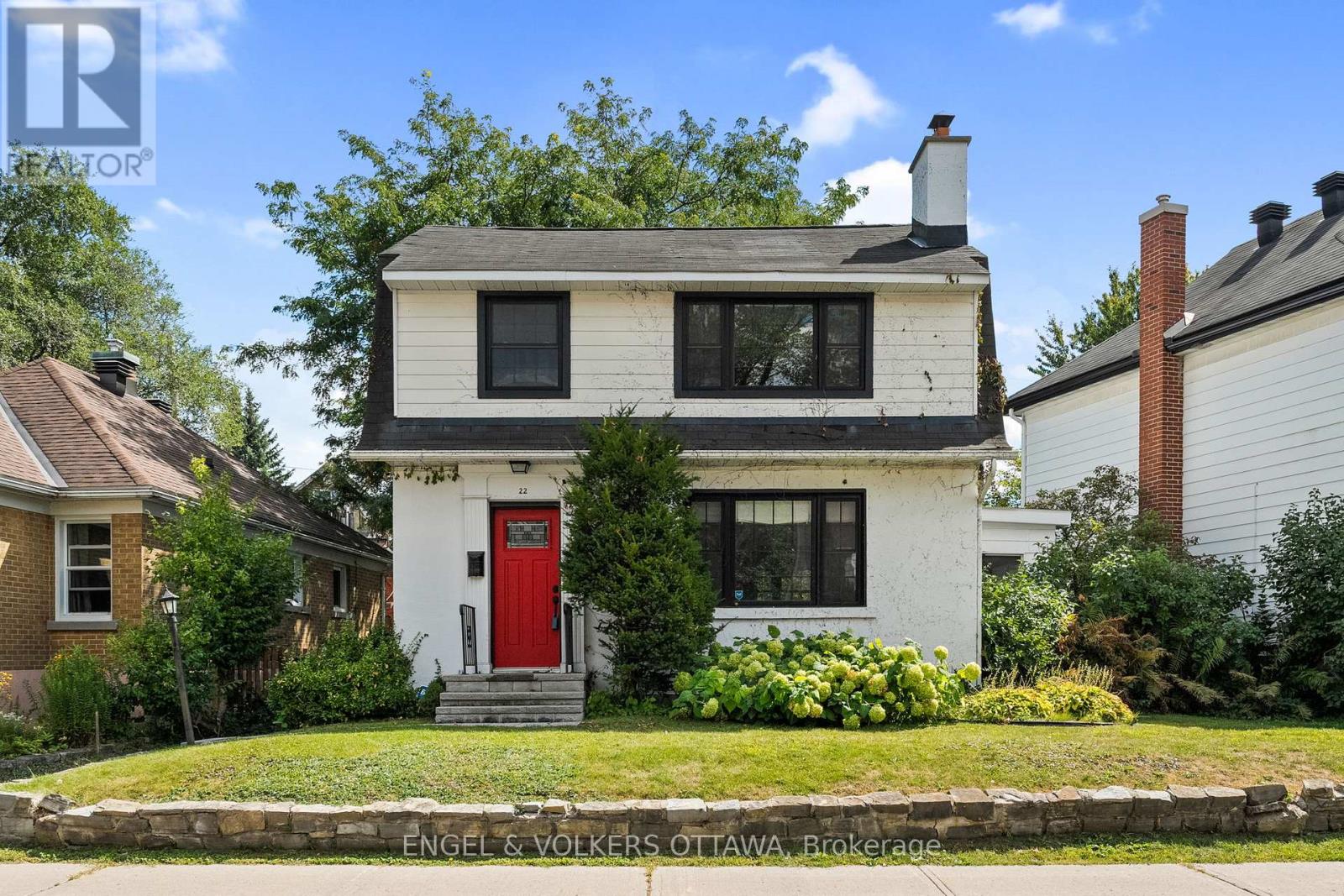 22 Mount Pleasant Ave, Ottawa, ON K1S 0L8