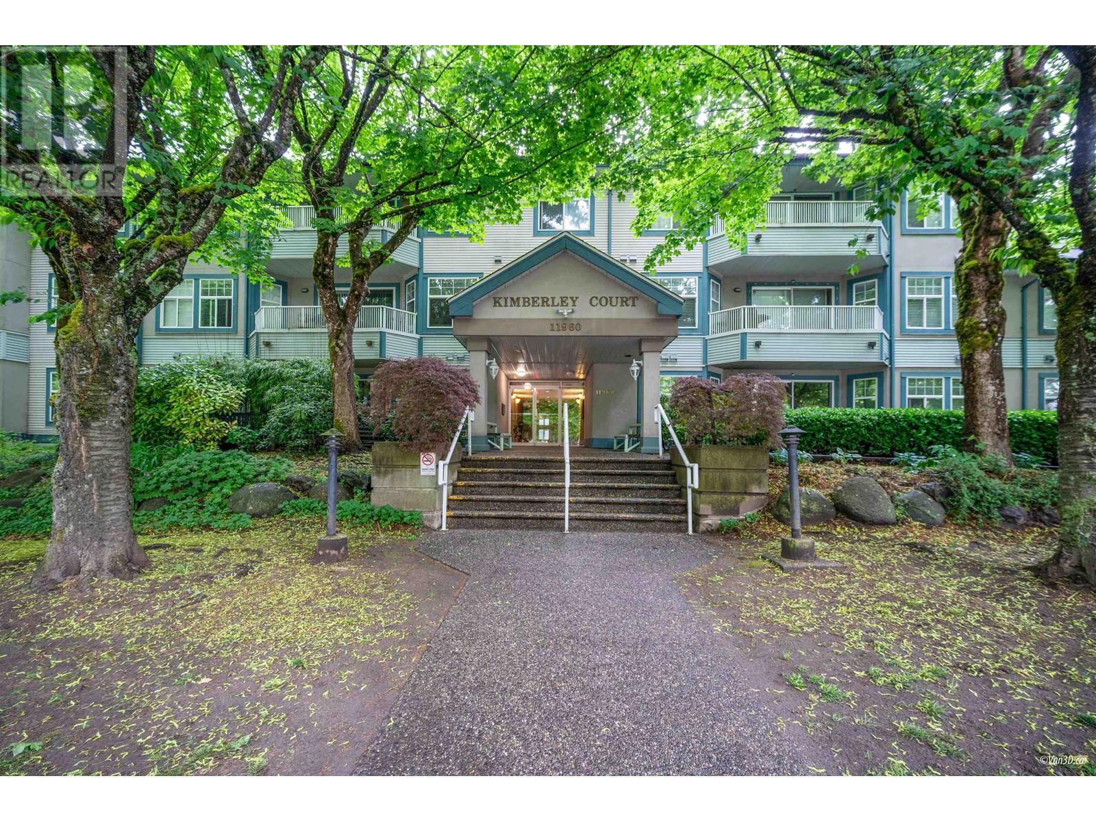 11960 Harris Road Unit 305, Pitt Meadows, BC V3Y 2R1