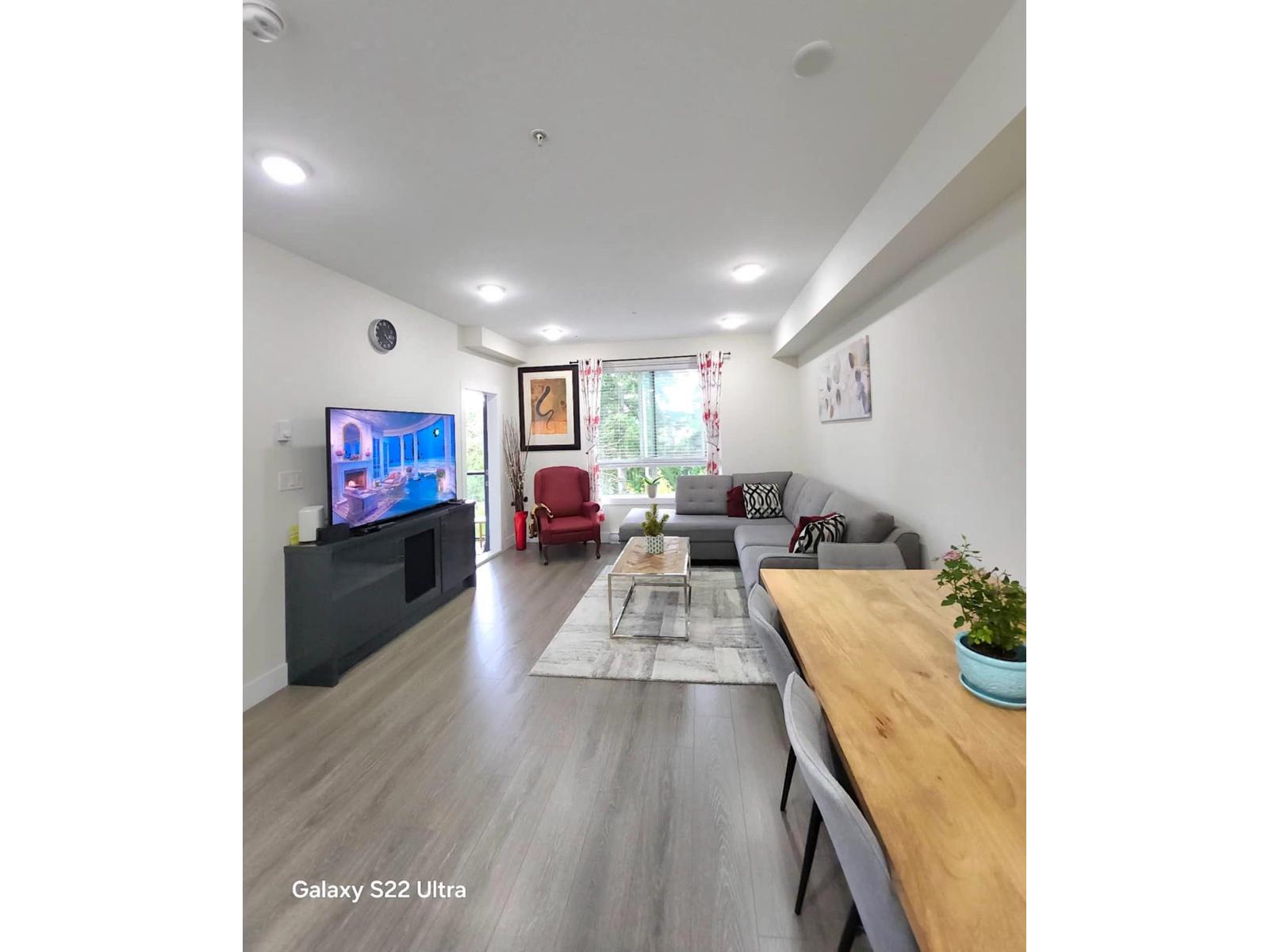 15351 101 Avenue Unit 409, Surrey, BC V3R 0G2