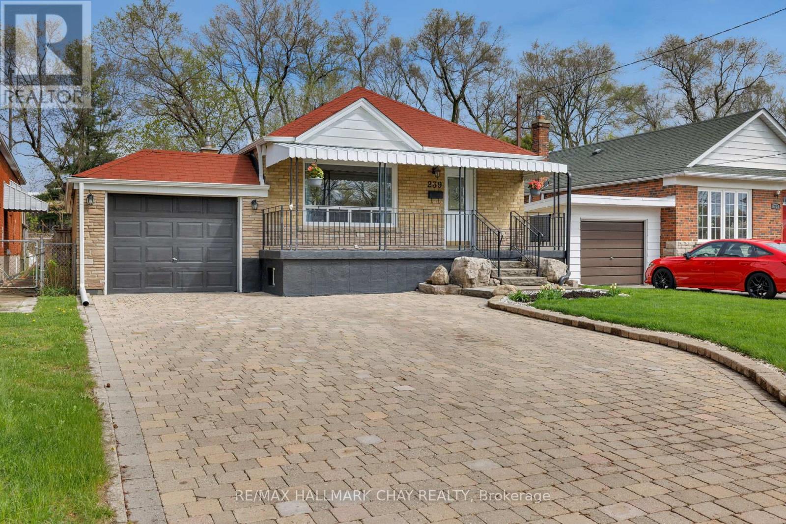 239 Ellington Dr, Toronto, ON M1R 3Y2