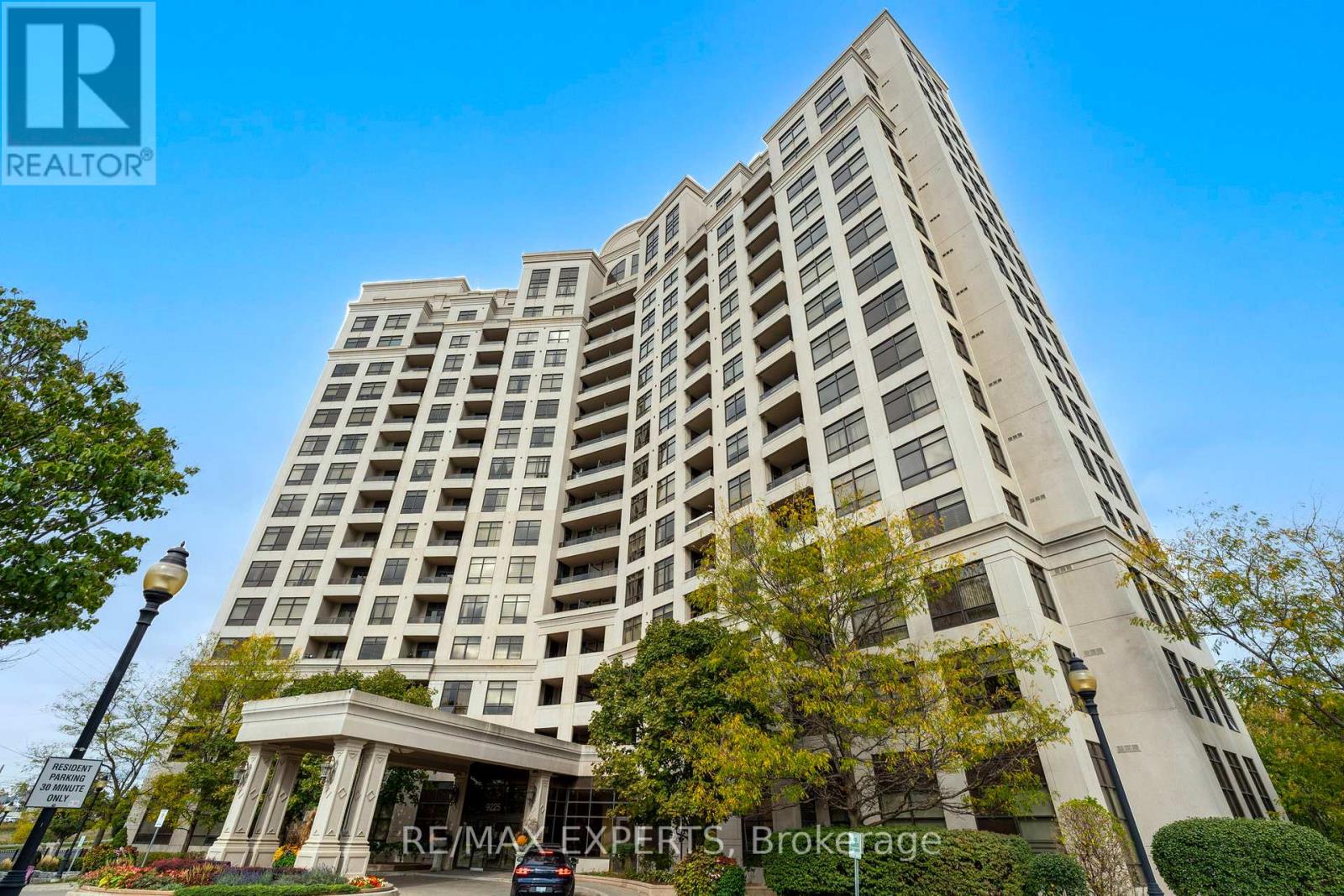 515 9225 Jane St, Vaughan, ON L6A 0J7