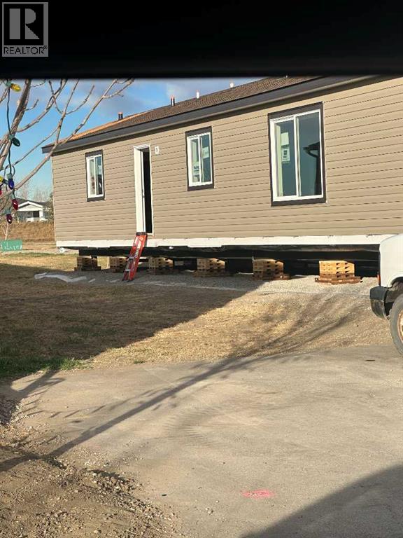 2014 Sunflower Cres, Coaldale, AB T1M 0G4