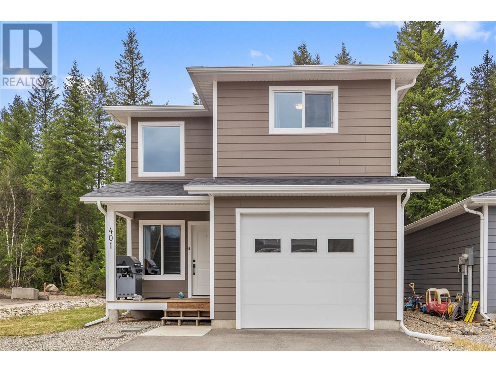 401 Lytton Cres, Clearwater, BC V0E 1N2