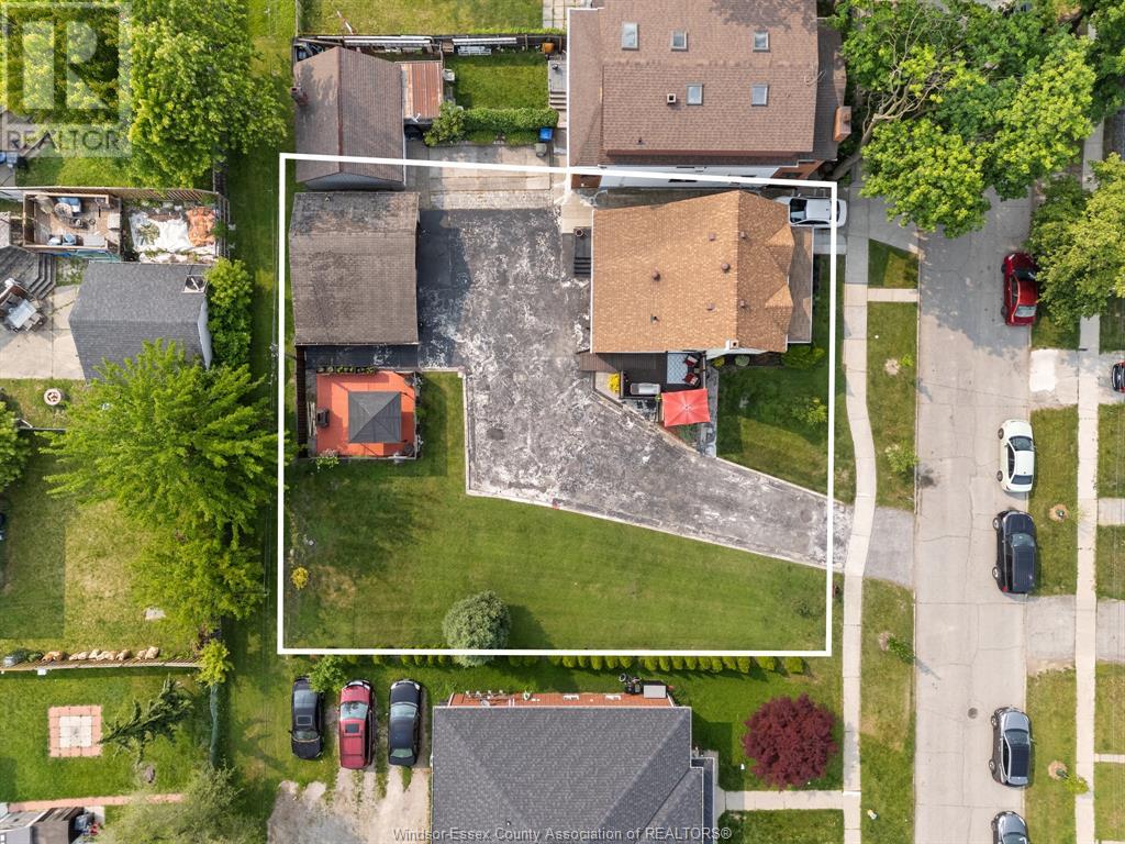 1248 High St, Windsor, ON N8Y 4B2